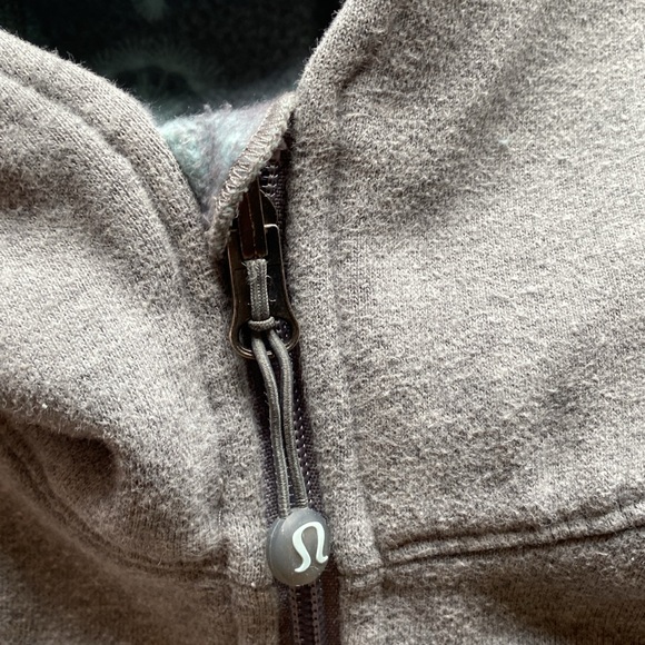 Vintage Cozy LULULEMON Grey Patterned Fleece Inside ‘Scuba’ Hoodie Size Medium - Picture 9 of 10